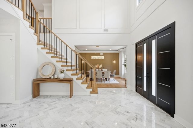 12 Locust Pl, Livingston Twp., NJ 07039