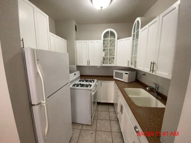 6101 N Sheridan Road 1A, Chicago, IL 60660