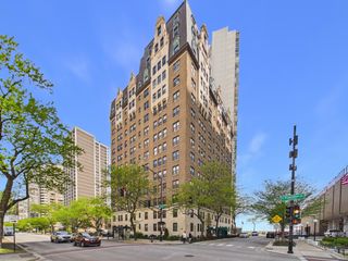 6101 N Sheridan Road 1A, Chicago, IL 60660