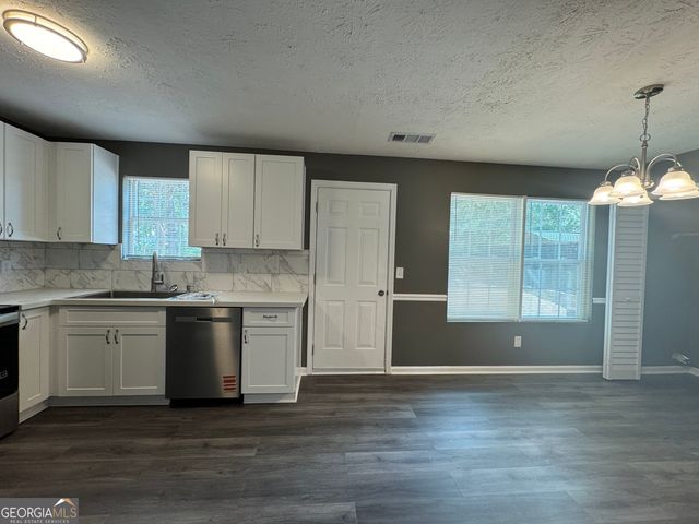 330 Crestfield Circle, Covington, GA 30016
