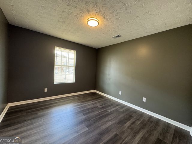 330 Crestfield Circle, Covington, GA 30016