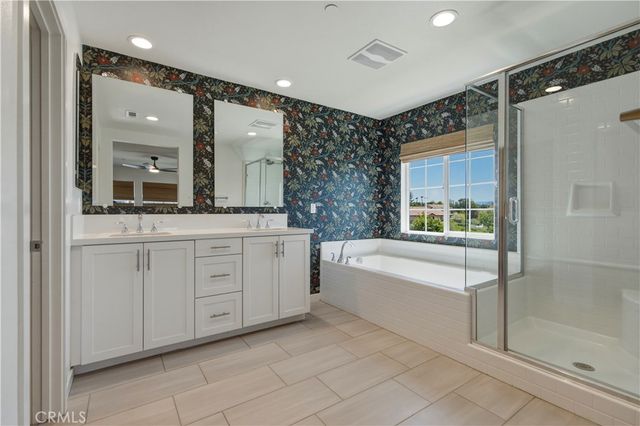 28296 Harvest Gold Court, Menifee, CA 92584