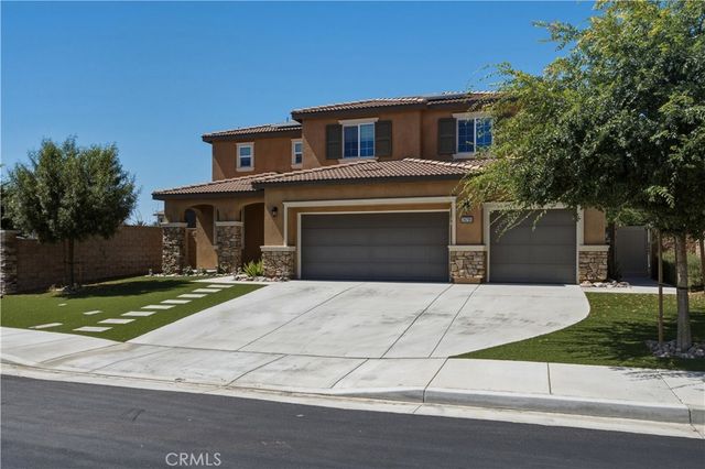28296 Harvest Gold Court, Menifee, CA 92584