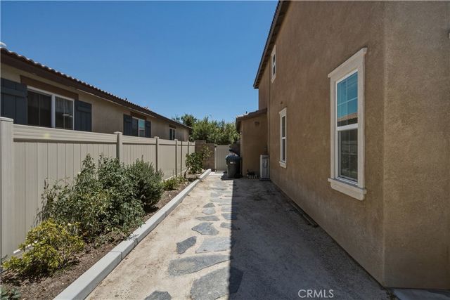 28296 Harvest Gold Court, Menifee, CA 92584