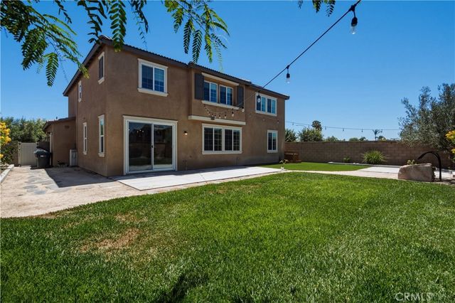 28296 Harvest Gold Court, Menifee, CA 92584
