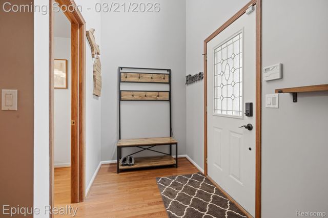 6607 Ridgeview Drive, Independence Charter Township, MI 48346