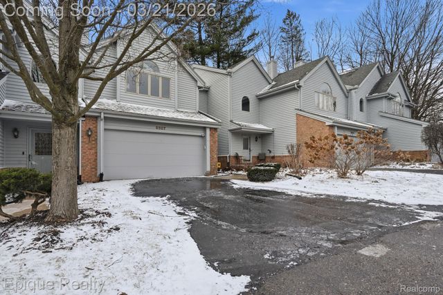 6607 Ridgeview Drive, Independence Charter Township, MI 48346