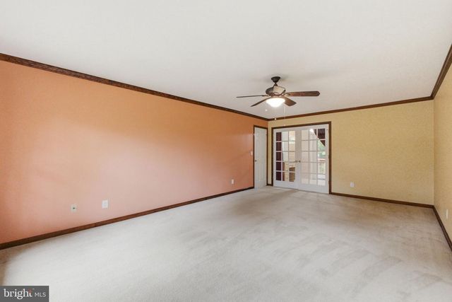 15 WAYNE WAY, East Windsor, NJ 08520