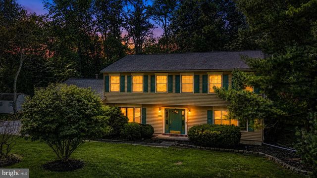 15 WAYNE WAY, East Windsor, NJ 08520