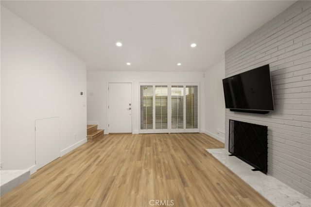 704 W Sierra Madre Boulevard 15, Sierra Madre, CA 91024