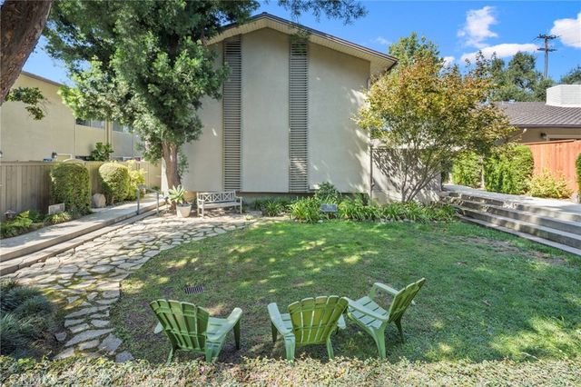 704 W Sierra Madre Boulevard 15, Sierra Madre, CA 91024
