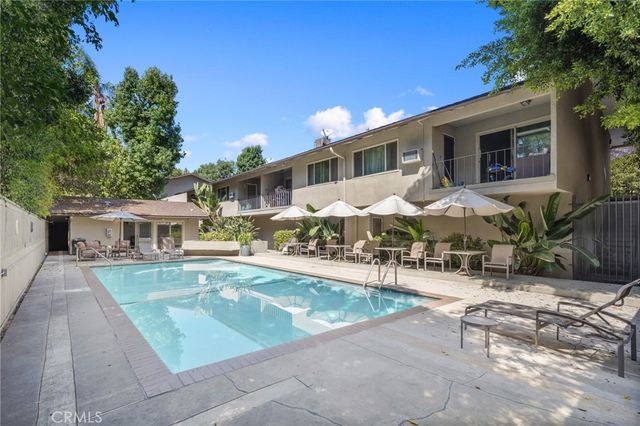 704 W Sierra Madre Boulevard 15, Sierra Madre, CA 91024