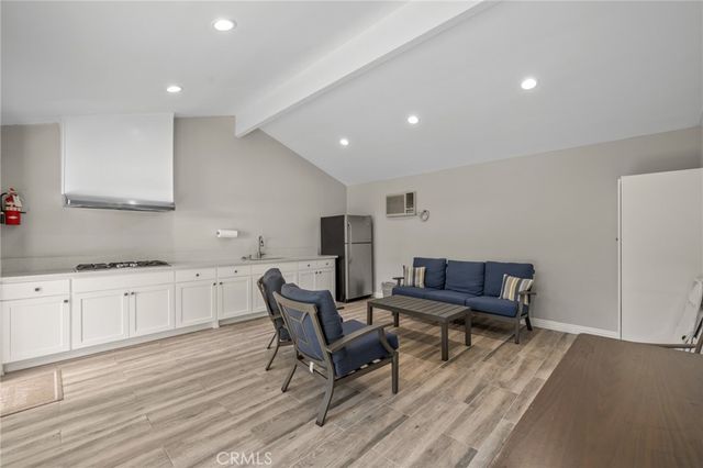 704 W Sierra Madre Boulevard 15, Sierra Madre, CA 91024