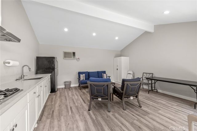 704 W Sierra Madre Boulevard 15, Sierra Madre, CA 91024