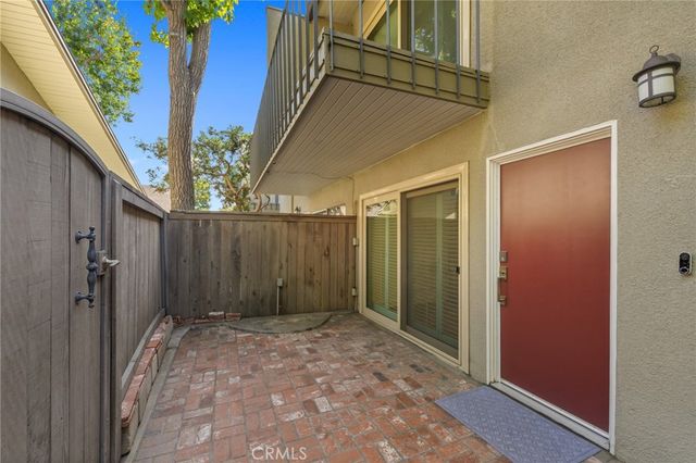 704 W Sierra Madre Boulevard 15, Sierra Madre, CA 91024