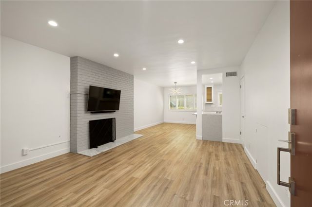 704 W Sierra Madre Boulevard 15, Sierra Madre, CA 91024