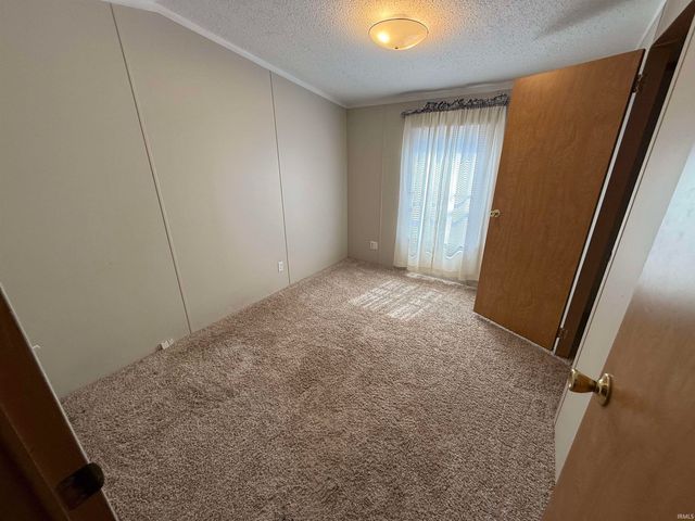 3015 Benjamin Lane, Vincennes, IN 47591