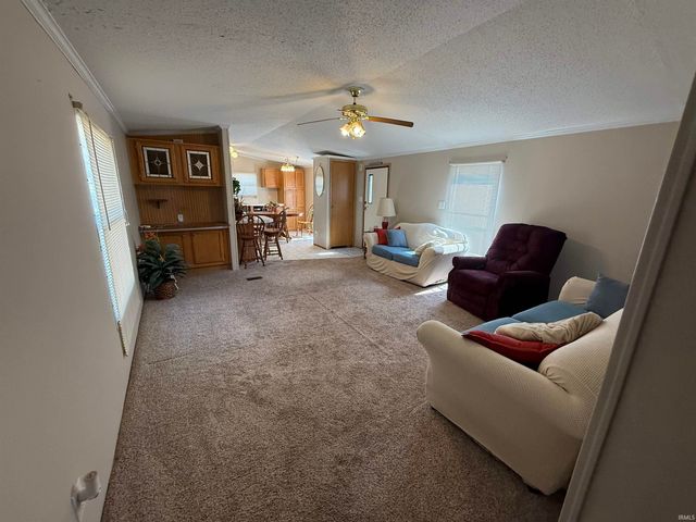 3015 Benjamin Lane, Vincennes, IN 47591