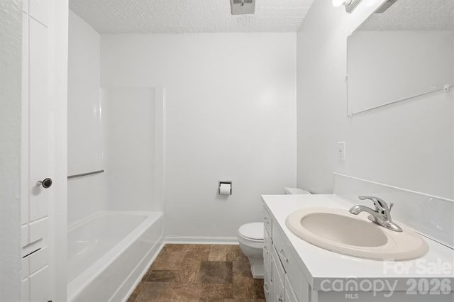 806 S Laurel Street, Lincolnton, NC 28092