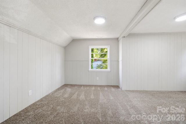 806 S Laurel Street, Lincolnton, NC 28092