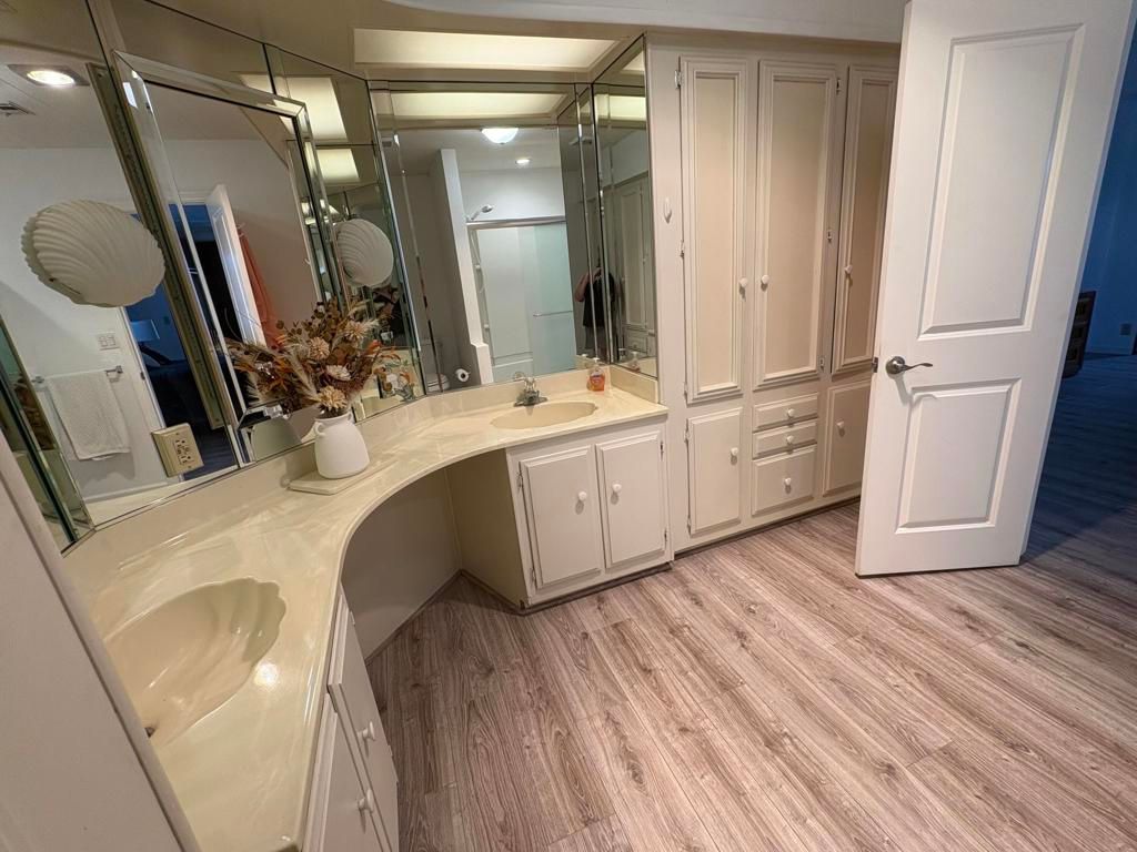 Image 16 of property listing at 39880 Palm Greens Parkway, Palm Desert, CA 92260