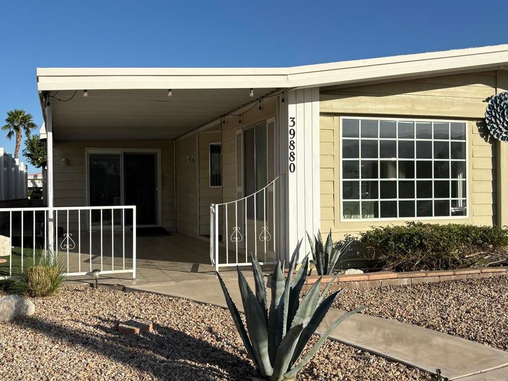 Image 2 of property listing at 39880 Palm Greens Parkway, Palm Desert, CA 92260