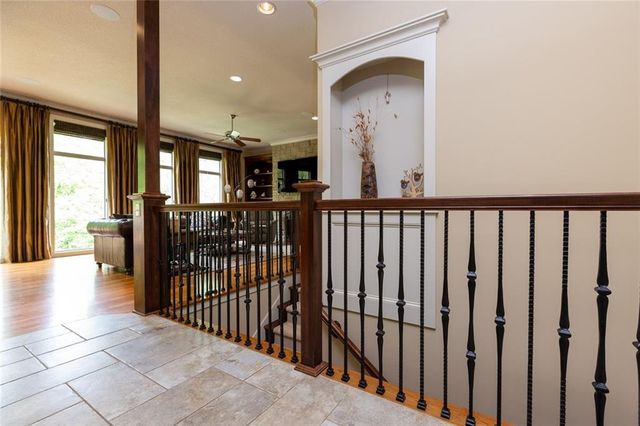 4530 Verona Drive, Riverside, MO 64150