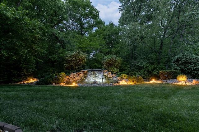 4530 Verona Drive, Riverside, MO 64150