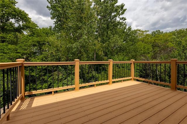 4530 Verona Drive, Riverside, MO 64150