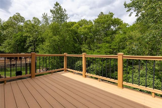 4530 Verona Drive, Riverside, MO 64150