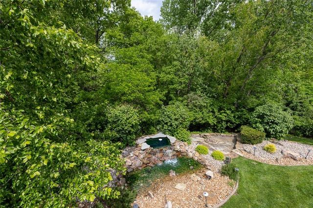 4530 Verona Drive, Riverside, MO 64150
