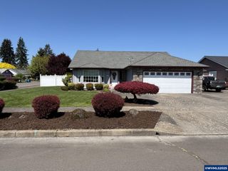 1681 Partridge Ct, Stayton, OR 97383