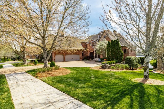 1722 Jacobs Dr, Gallatin, TN 37066