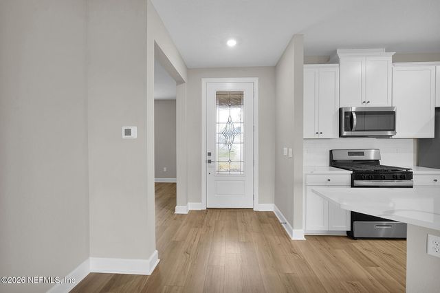 15910 DELICATE ARCH Avenue, Jacksonville, FL 32234