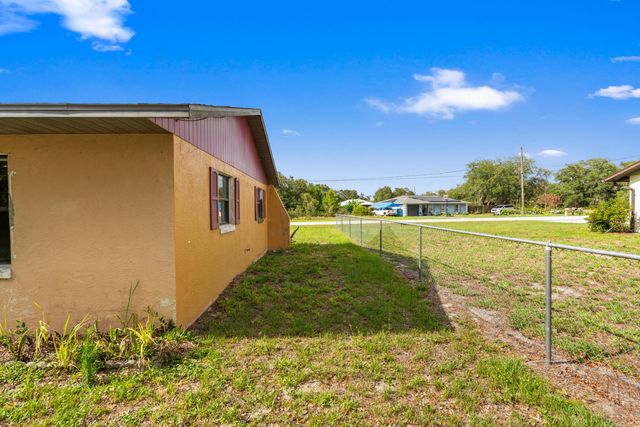 2907 N Lancaster Road, Avon Park, FL 33825