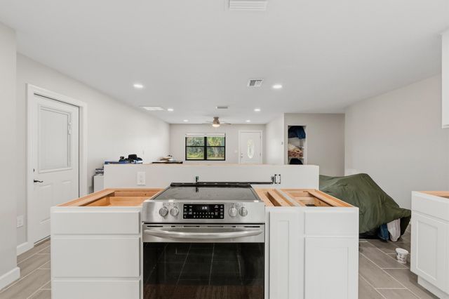 2907 N Lancaster Road, Avon Park, FL 33825