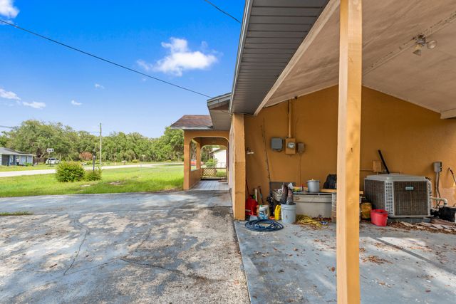 2907 N Lancaster Road, Avon Park, FL 33825