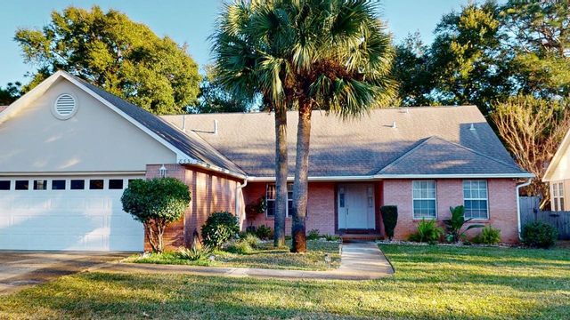 855 Mande Court, Shalimar, FL 32579