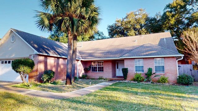 855 Mande Court, Shalimar, FL 32579