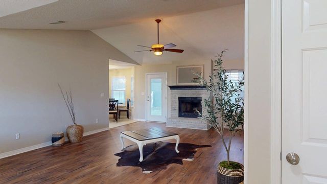 855 Mande Court, Shalimar, FL 32579