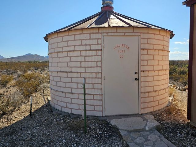 810 Abandon Ave, Terlingua, TX 79852