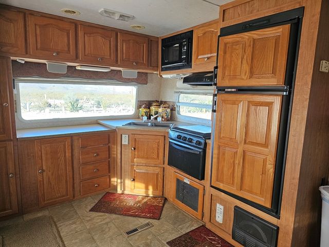 810 Abandon Ave, Terlingua, TX 79852