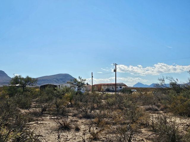 810 Abandon Ave, Terlingua, TX 79852