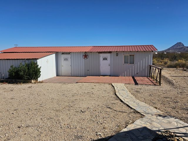 810 Abandon Ave, Terlingua, TX 79852