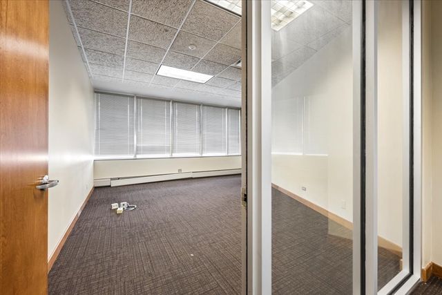 7521 Madison Street, Forest Park, IL 60130