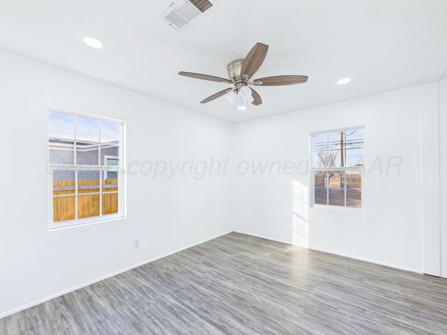 2720 S HIGHLAND Street, Amarillo, TX 79103