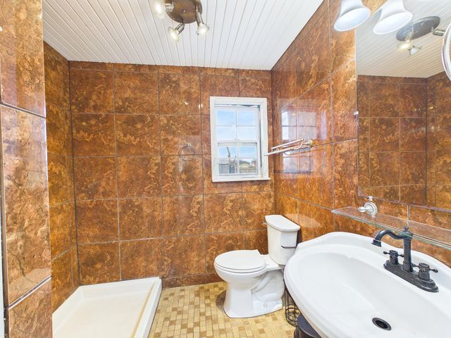 2720 S HIGHLAND Street, Amarillo, TX 79103