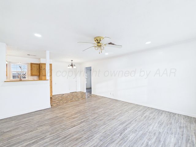 2720 S HIGHLAND Street, Amarillo, TX 79103