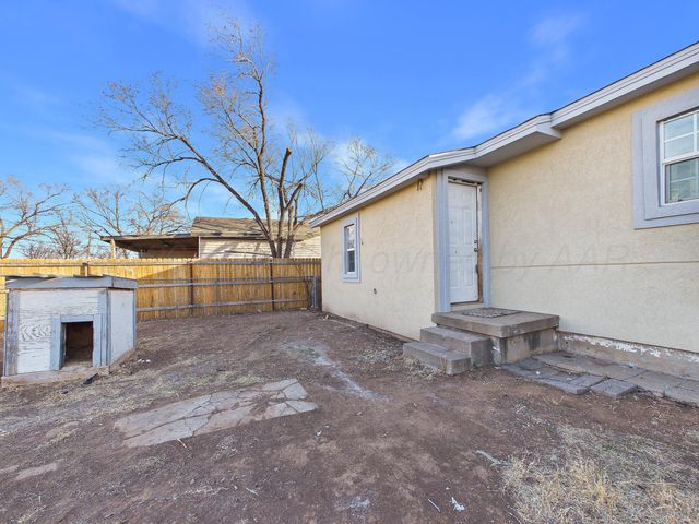 2720 S HIGHLAND Street, Amarillo, TX 79103