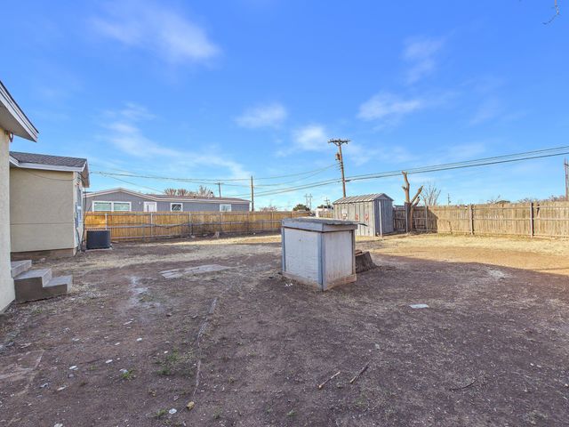 2720 S HIGHLAND Street, Amarillo, TX 79103